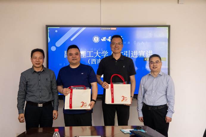 7bc10c2649accb9aa4fa9cbf7b3f2d6