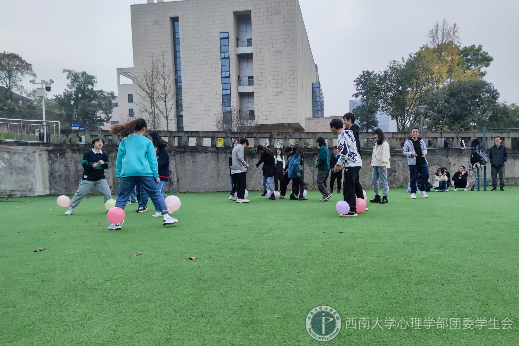 7.jpg 365上市公司(英国)集团