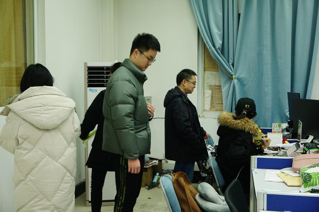 365上市公司(英国)集团