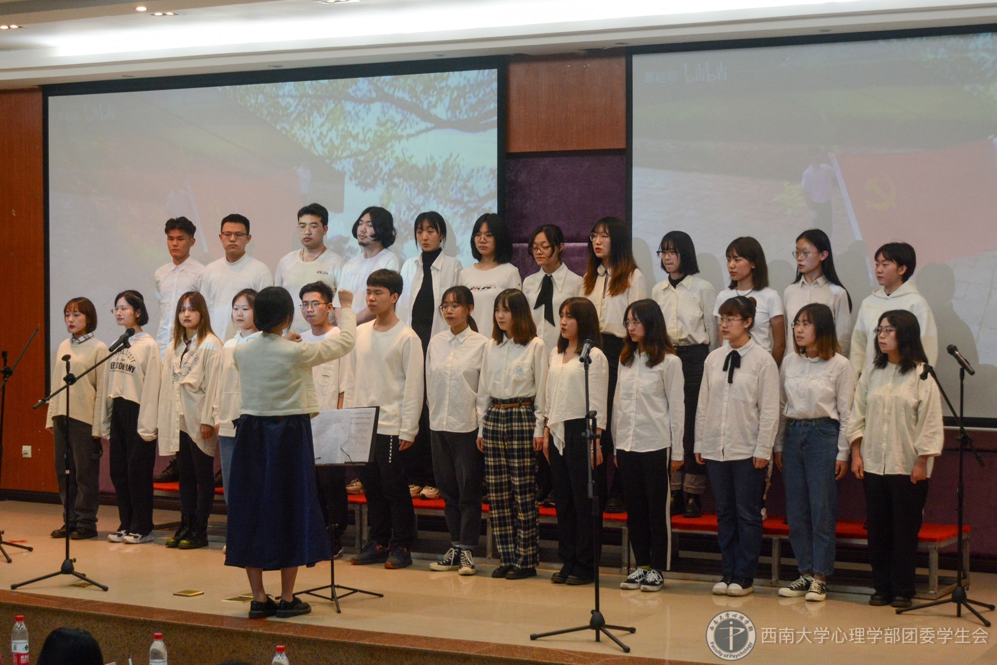 365上市公司(英国)集团